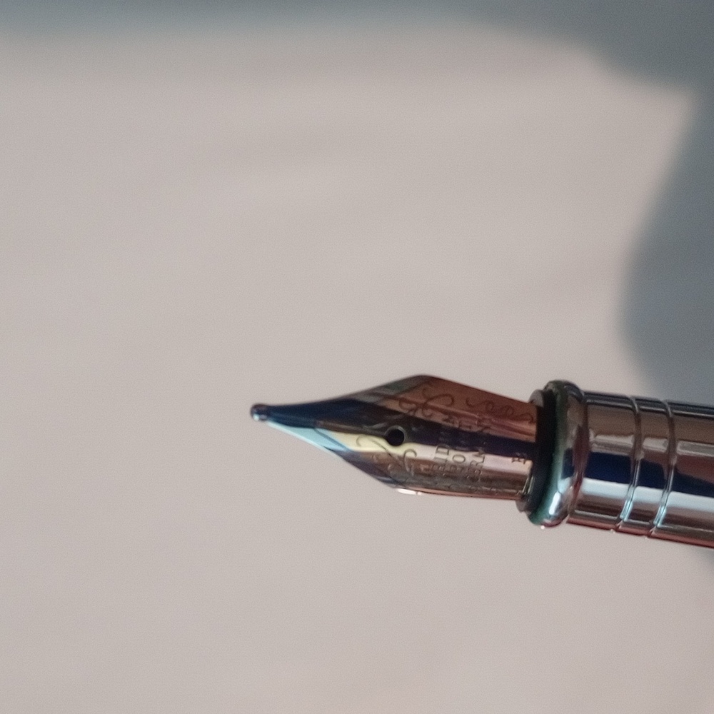 Elegant Fountain Pen - Picture 5 of 5